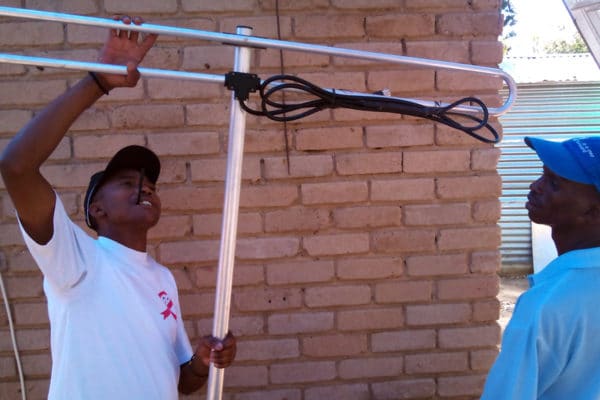 Installing the antennas