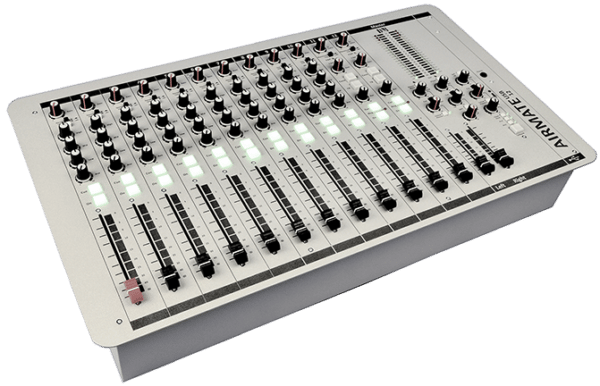 D and R AIRMATE-12-USB Broadcast Mixing Console