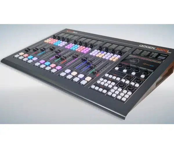 Axel Oxygen 3000 Plus 16 Fader 2 Audio